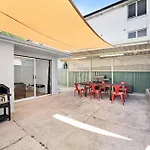 Edgeware House